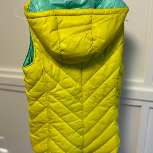 Tek Gear Puffer Vest - Quilted Contrasting Hood - Picture 2 of 4